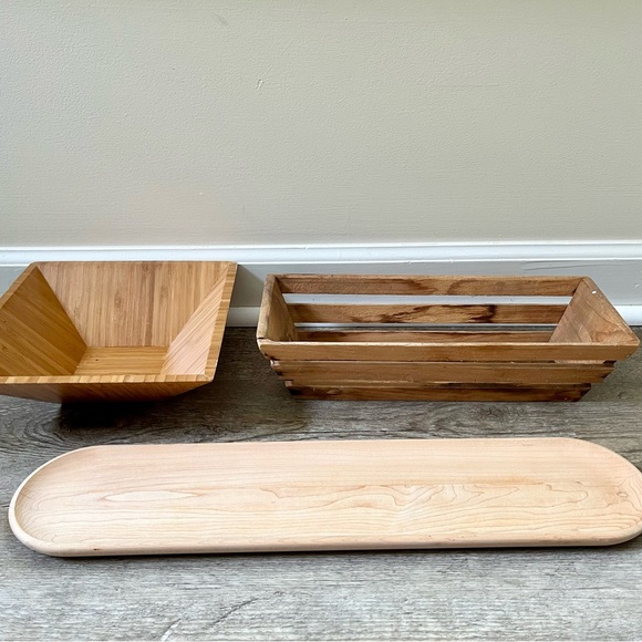 ❌SOLD❌ Bamboo Wooden Appetizer Tray, Slatted Basket & Pampered Chef Bamboo Bowl - Picture 1 of 2